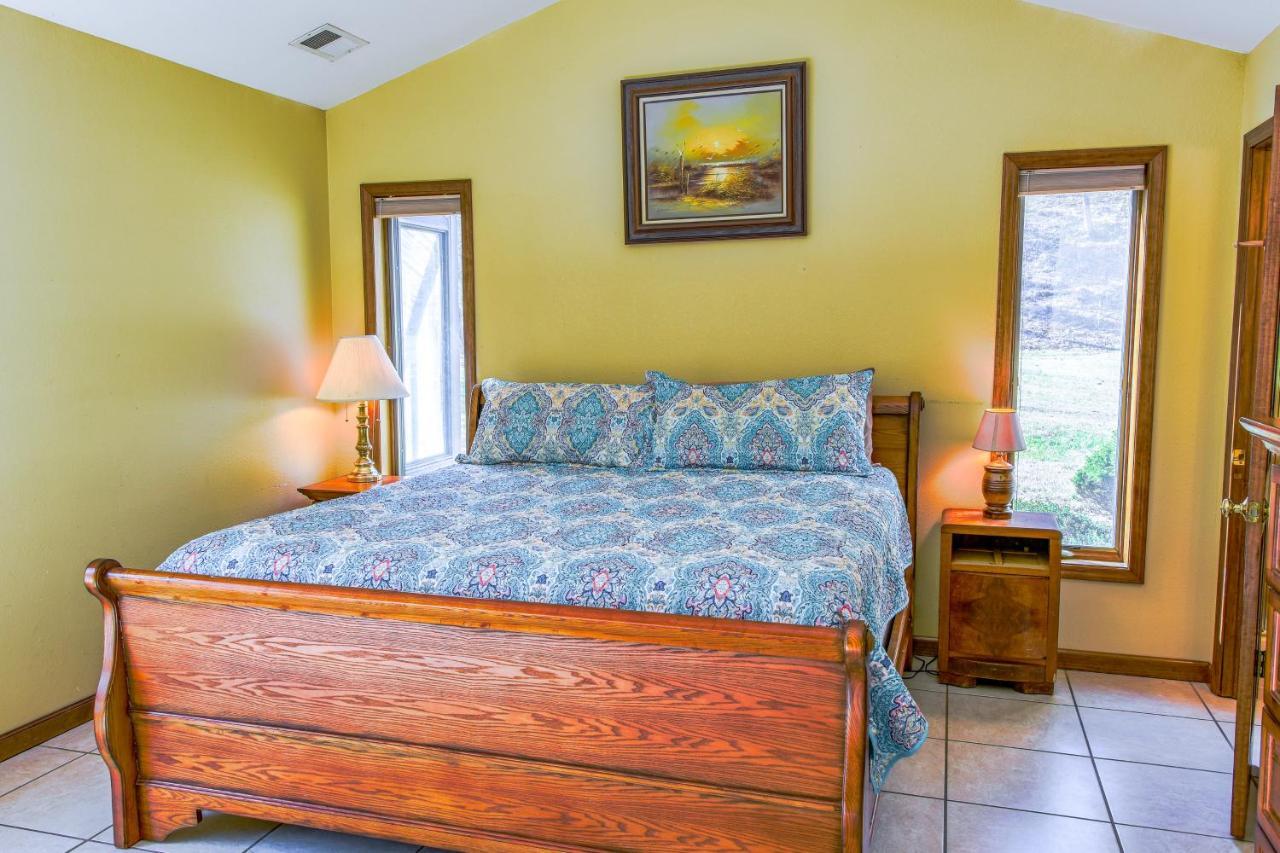 Meadow Creek Manor *