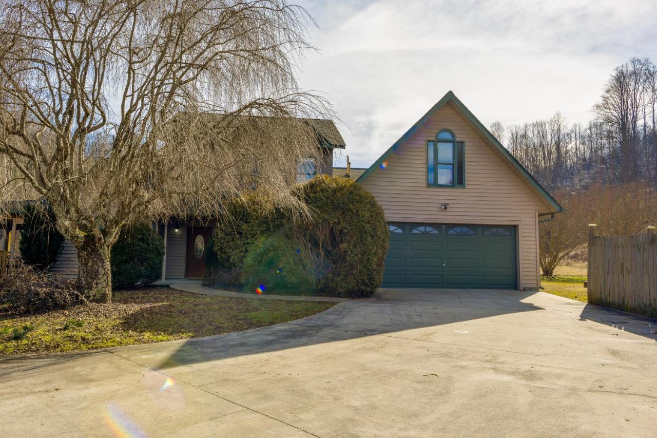 Meadow Creek Manor Holiday home Whittier